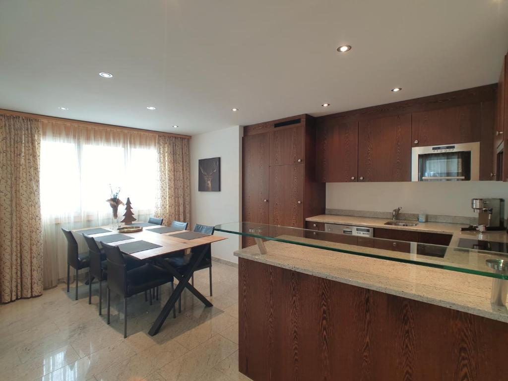 Aramis Lodge room 4